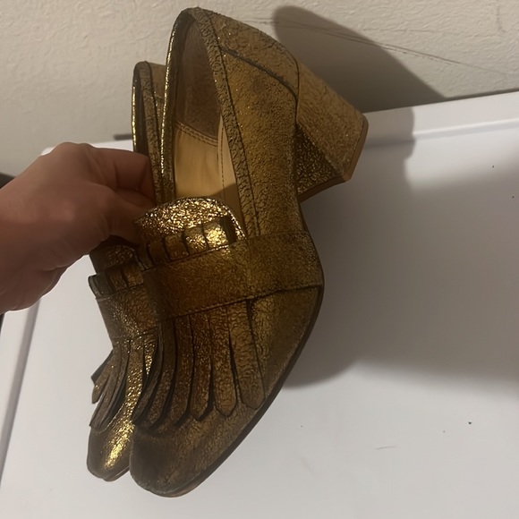 Kenneth Cole size 6 1/2 bronze thick heel - Picture 3 of 8